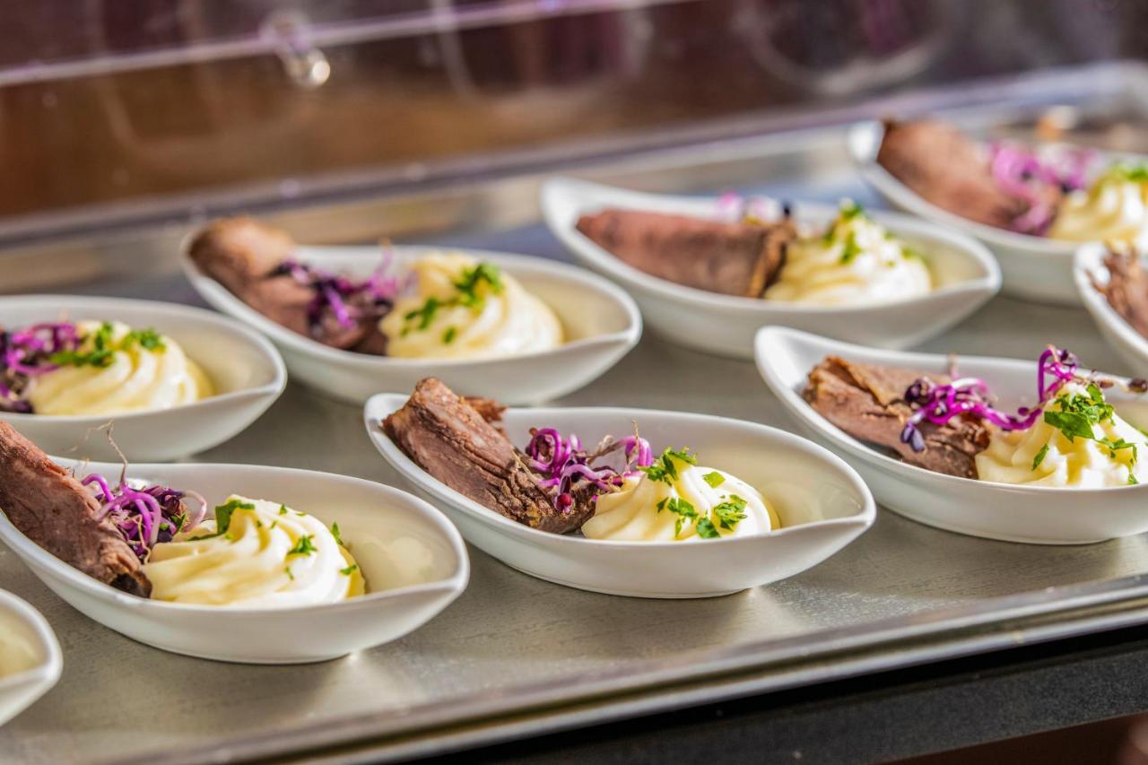 Bikács Zichy Park Hotel מראה חיצוני תמונה